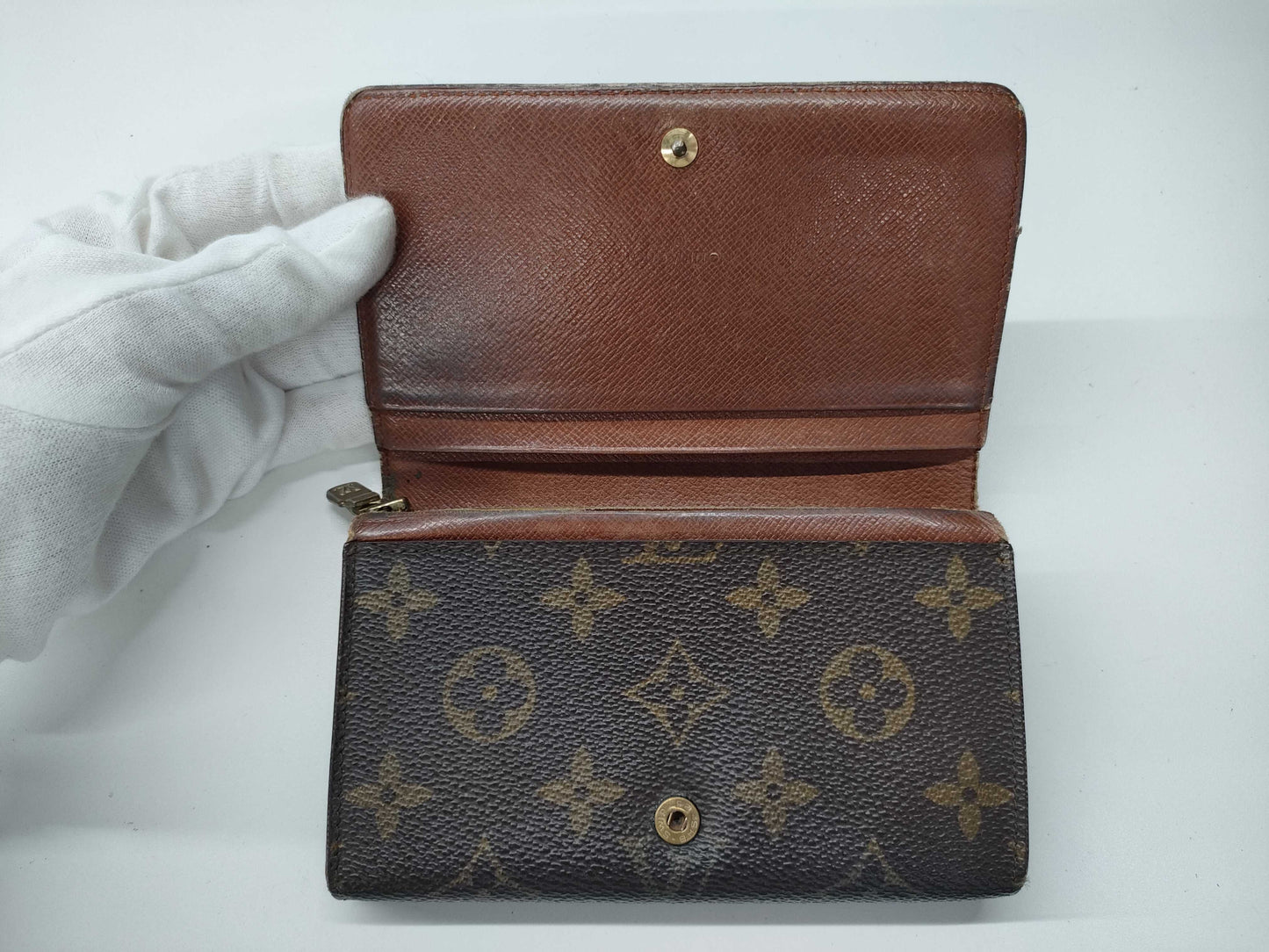 LOUIS VUITTON Wallets, Key Cases, and Other Accessories