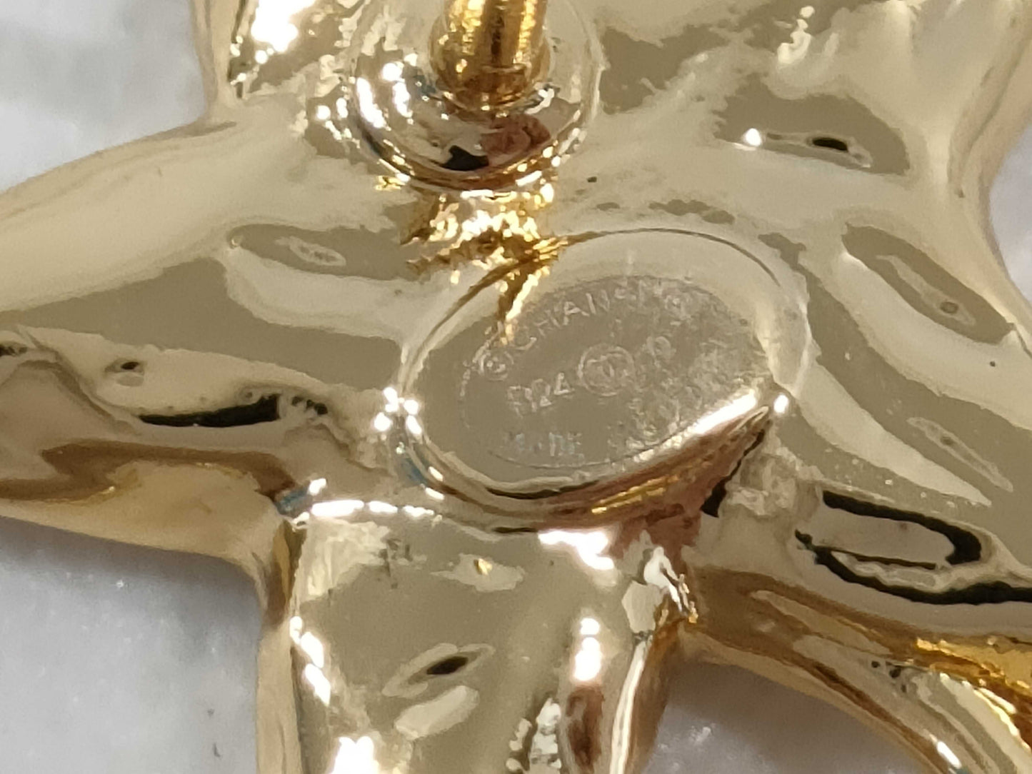 CHANEL B24P Coco Mark Star Earrings