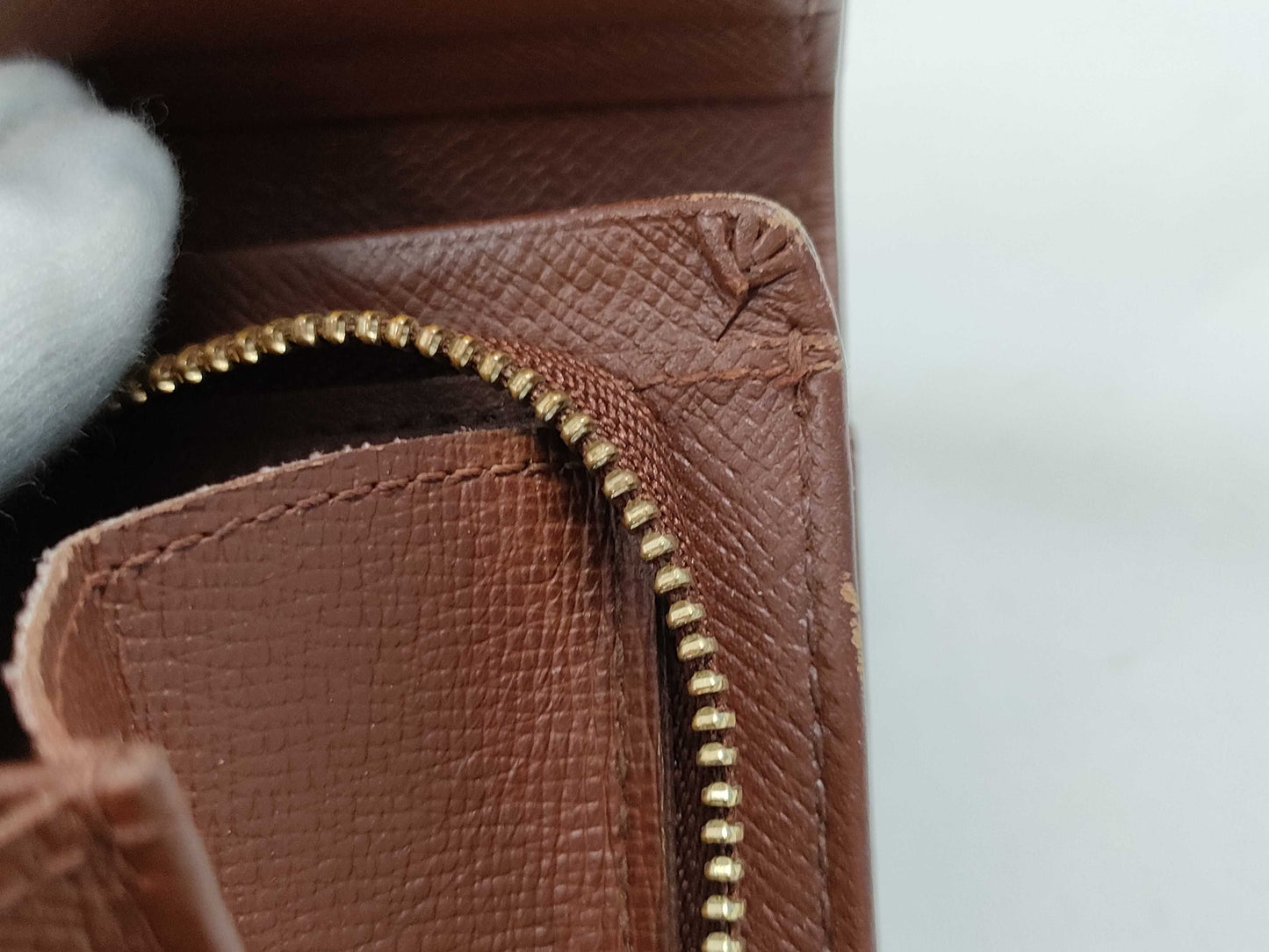 LOUIS VUITTON Monogram Compact Wallet