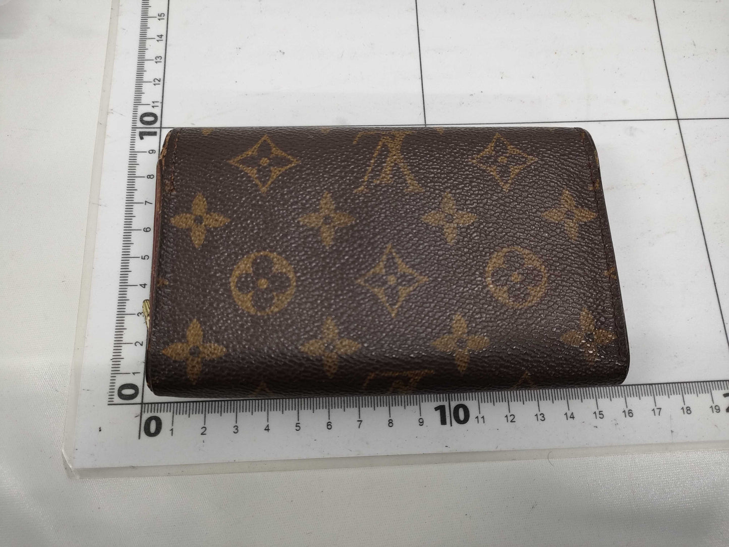 LOUIS VUITTON Monogram Compact Wallet