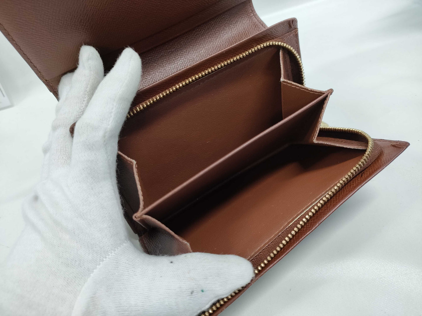 LOUIS VUITTON Monogram Compact Wallet