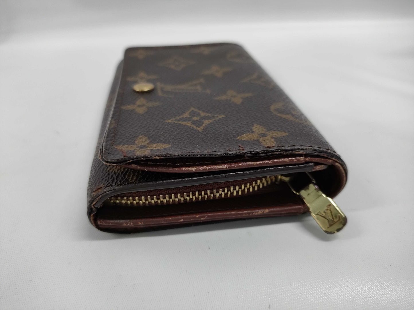 LOUIS VUITTON Monogram Compact Wallet