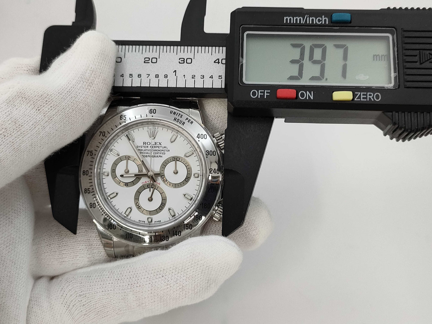 ROLEX 116520 V423872 White Men's Watch