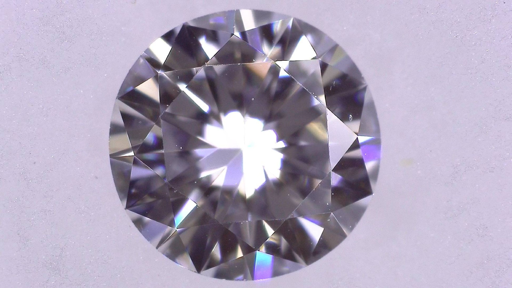0.354ct D VS-1 VERY GOOD/VG/GD FAINT NATURAL 4.67-4.74X2.69mm Diamond Loose