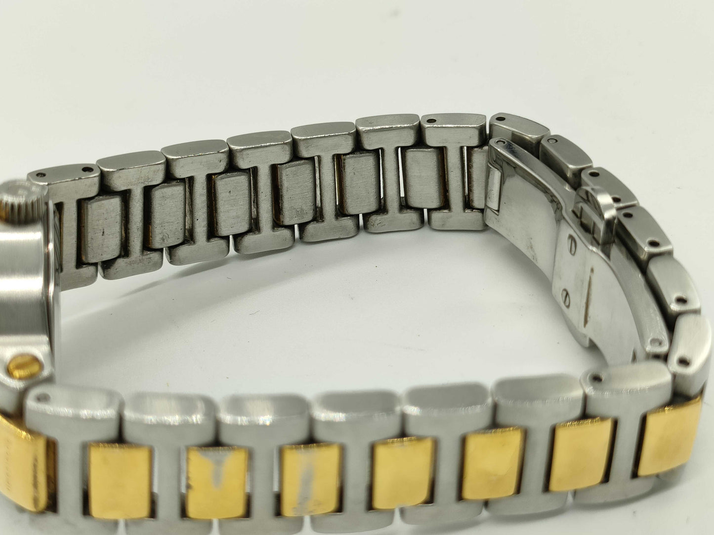 GUCCI 8900L Women's Watch