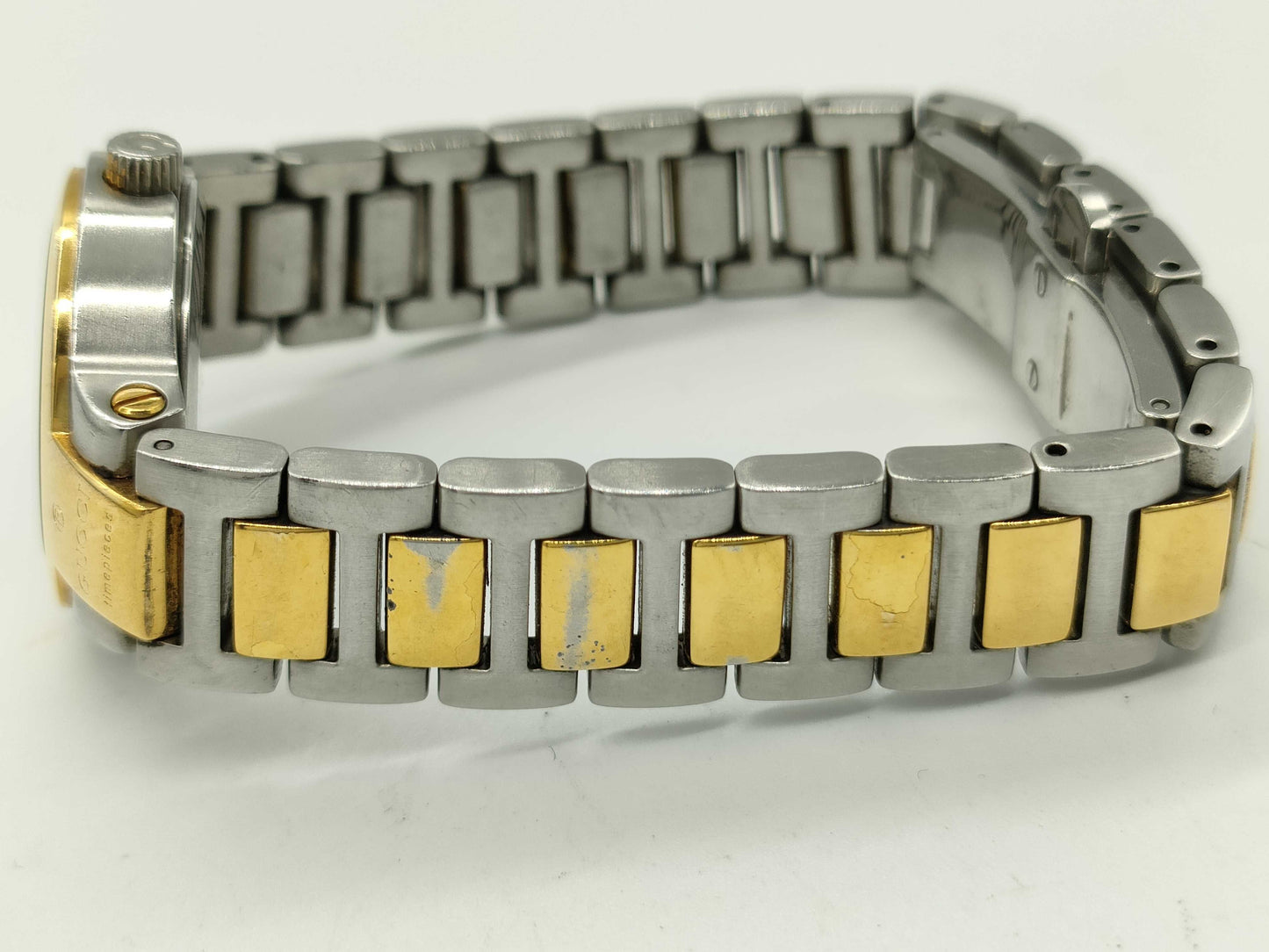 GUCCI 8900L Women's Watch