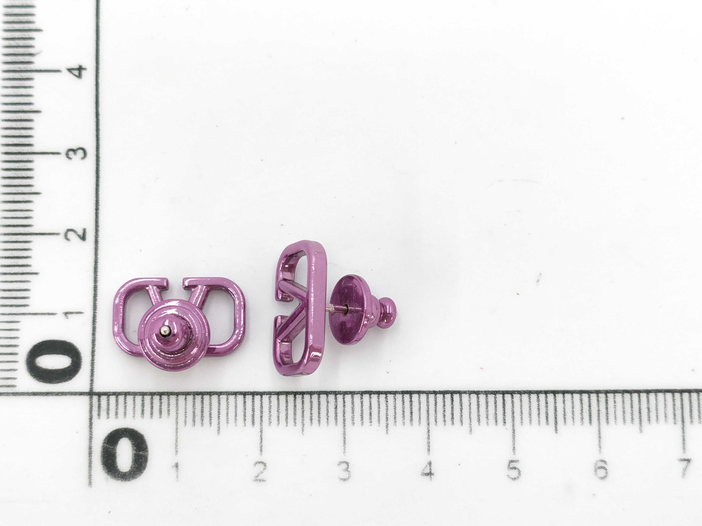 VALENTINO Signature Earrings PK Earrings