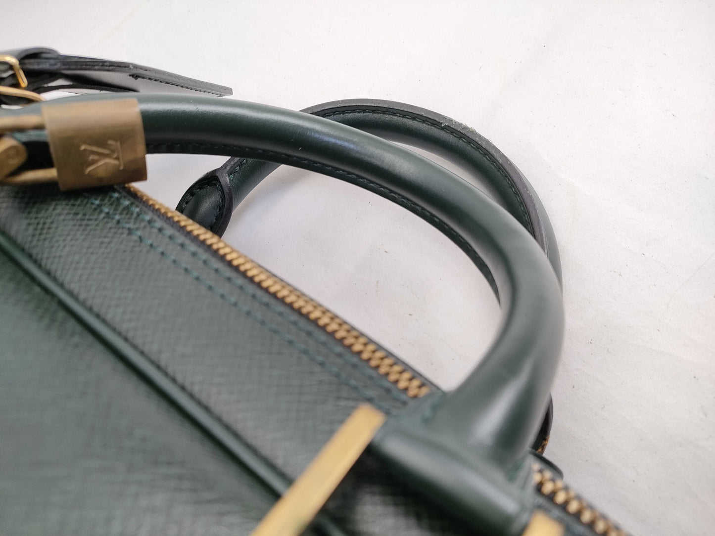 LOUIS VUITTON M30124 Taiga M30114 Kendall GM Handbag