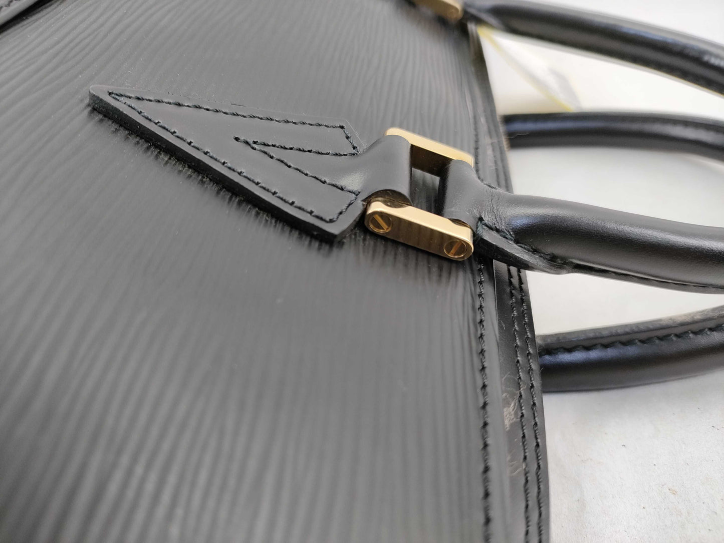 LOUIS VUITTON M54512 Epi Sorbonne Handbag