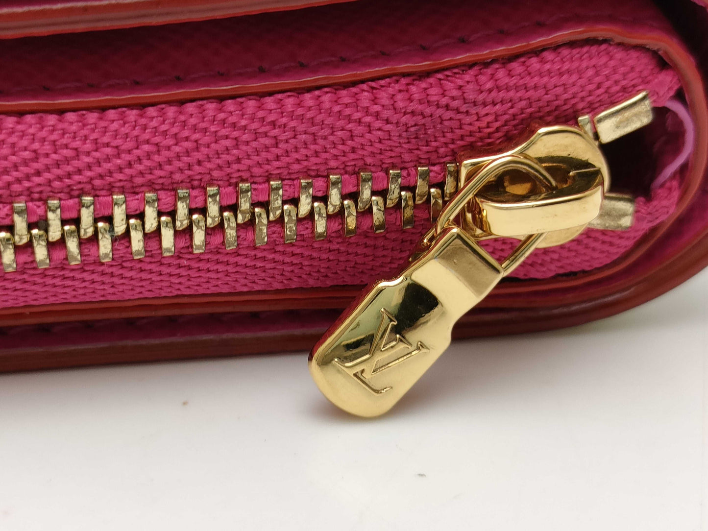 LOUIS VUITTON Monogram Multicolore M14093 Louis Vuitton Initial Wallet