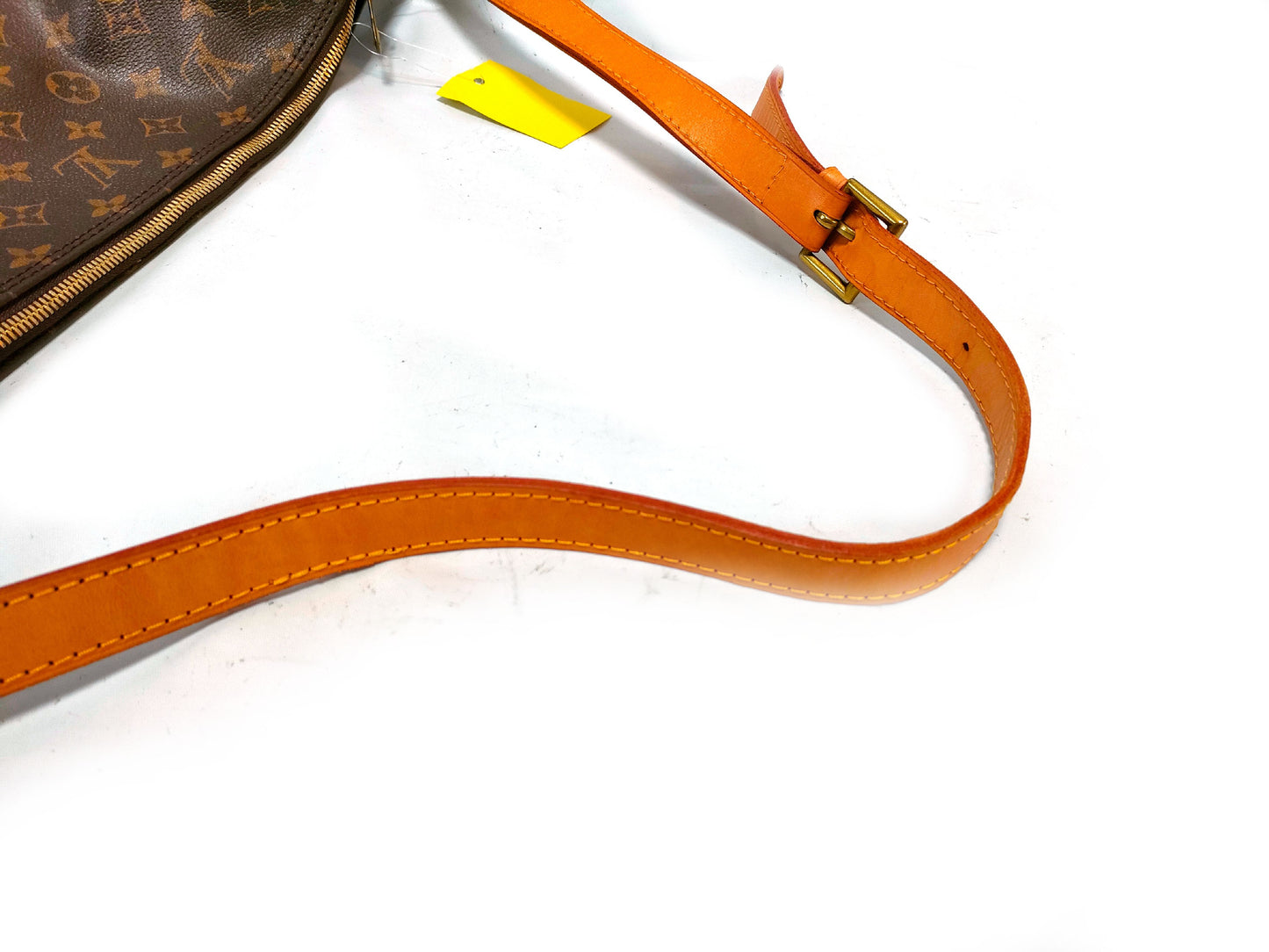 LOUIS VUITTON M47275 Monogram Amfurthly Shoulder Bag