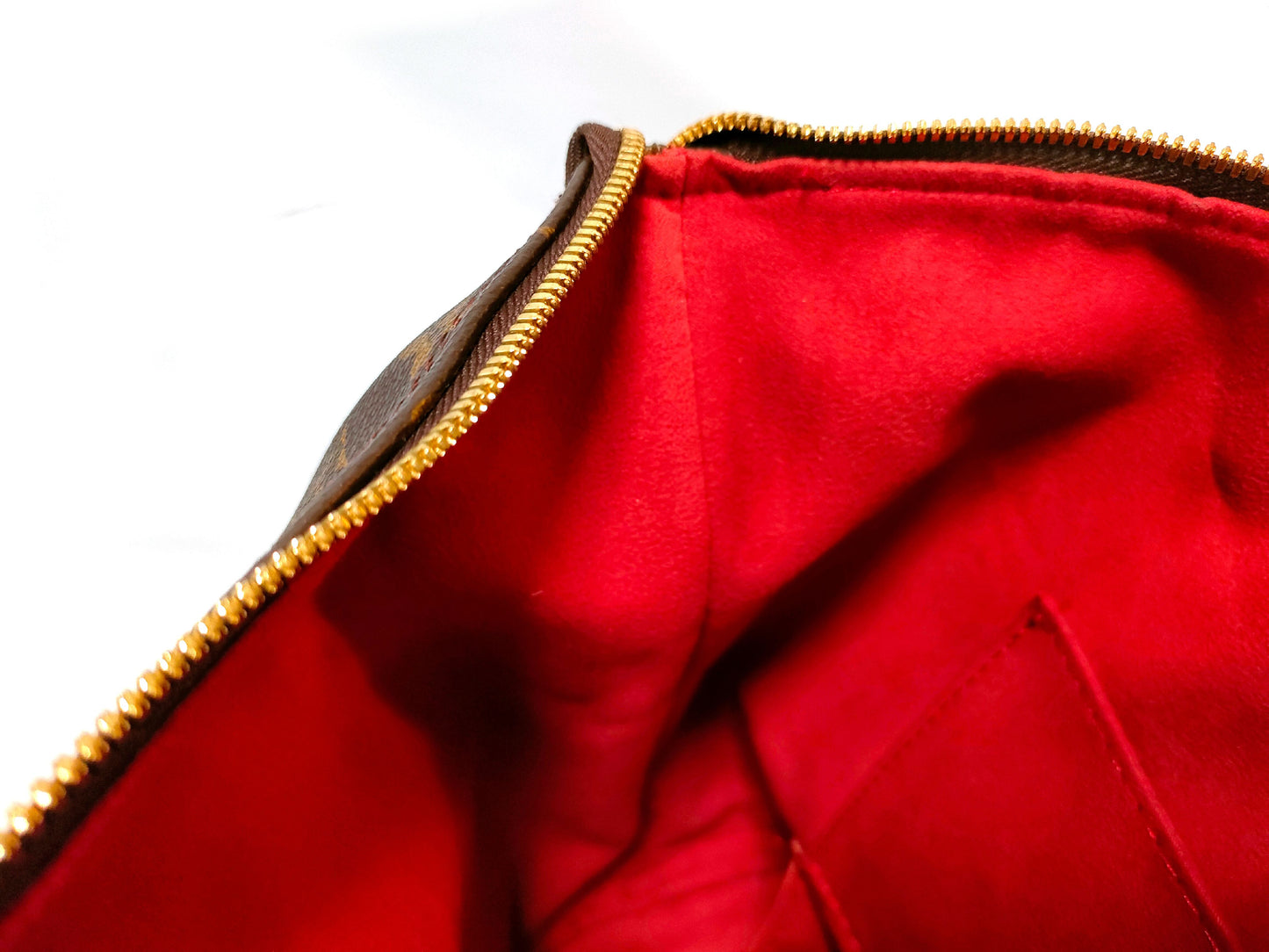 LOUIS VUITTON M47275 Monogram Amfurthly Shoulder Bag