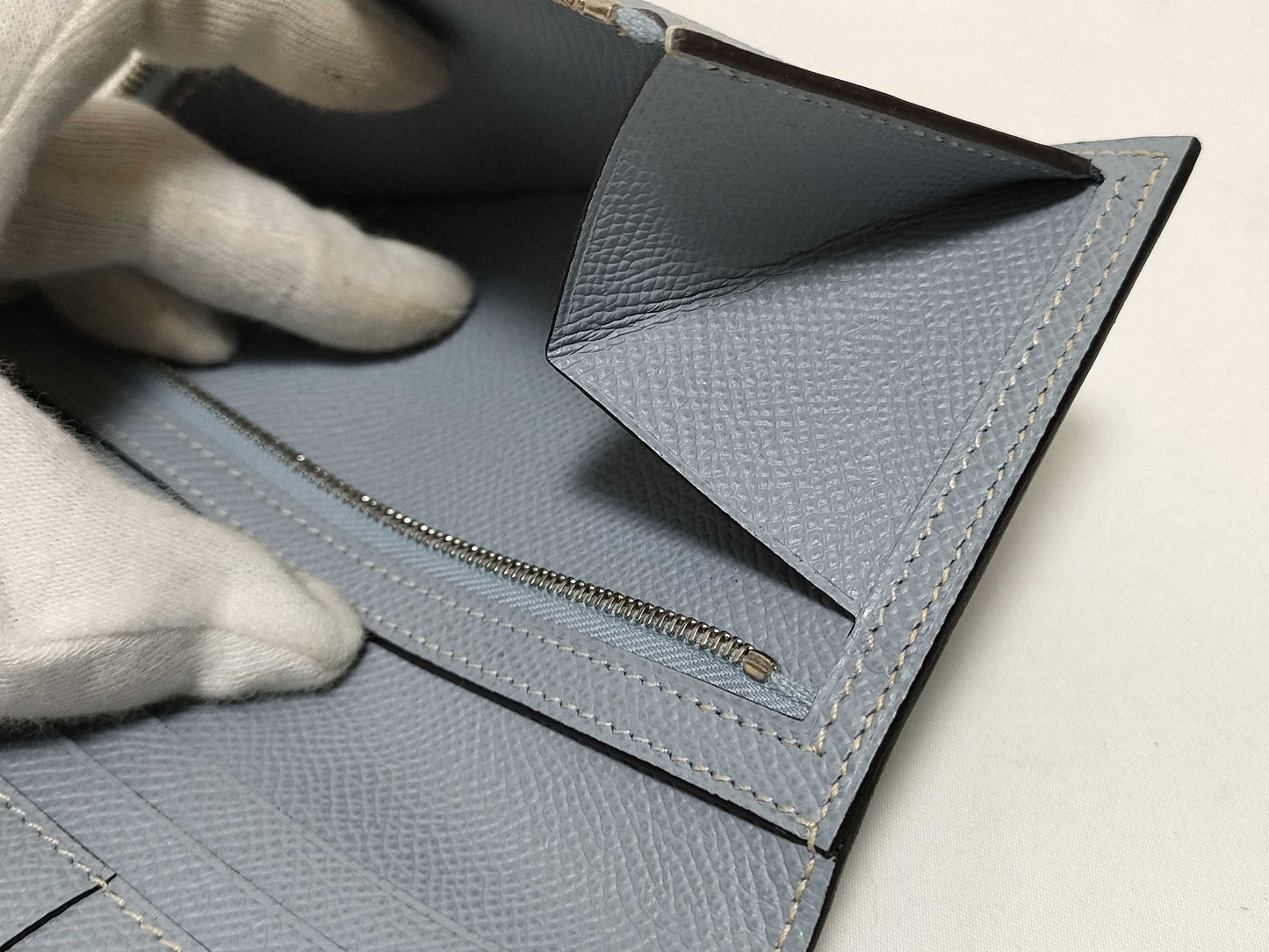 HERMES □Q Bearn Souffle Blue Glacier? Q Wallet
