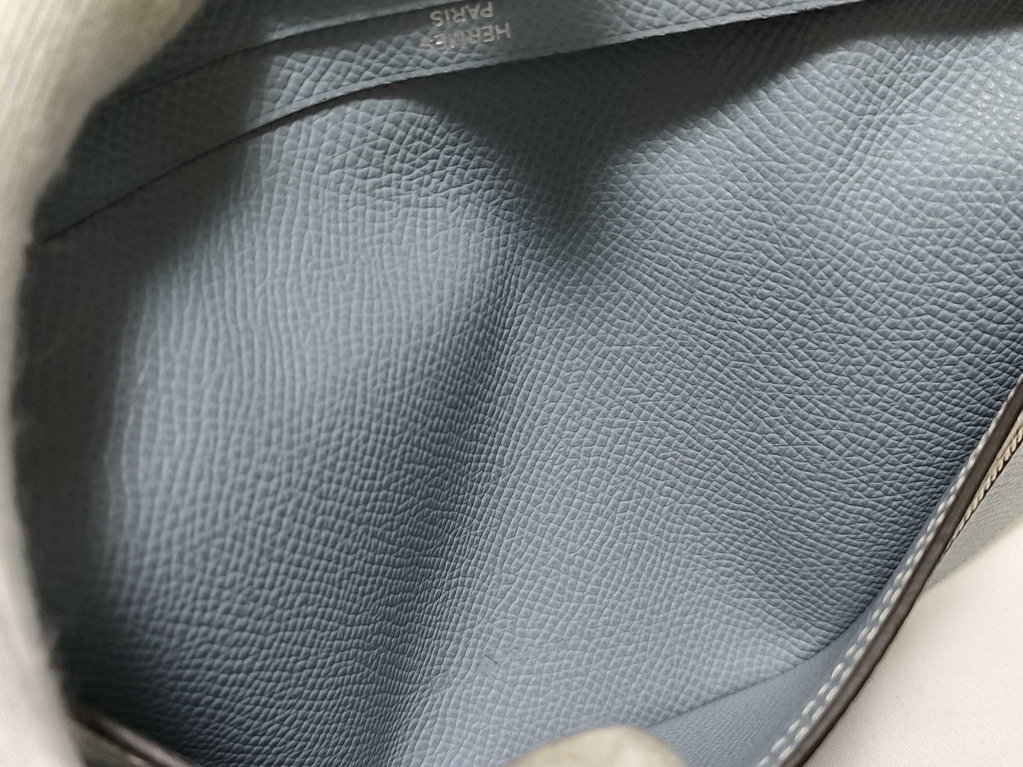 HERMES □Q Bearn Souffle Blue Glacier? Q Wallet