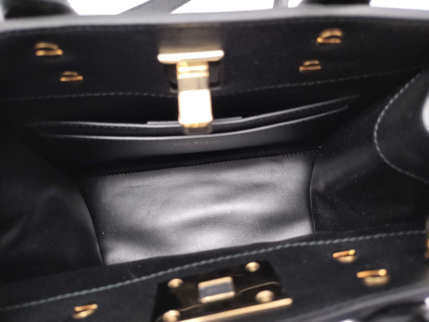 Salvatore Ferragamo Gancini 2-way black shoulder bag