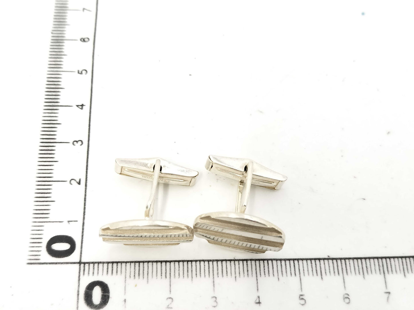 Tiffany & Co. Grooved 10.5g Tie Clip/Cufflinks