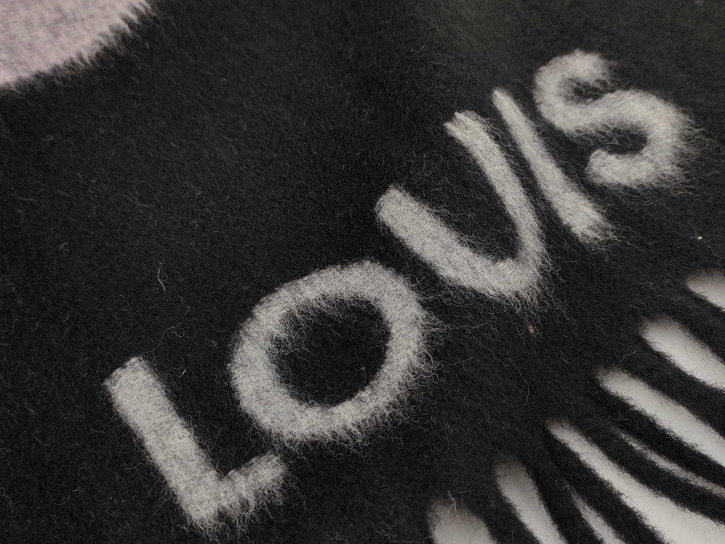 LOUIS VUITTON The Ultimate Scarf M76383 Scarf