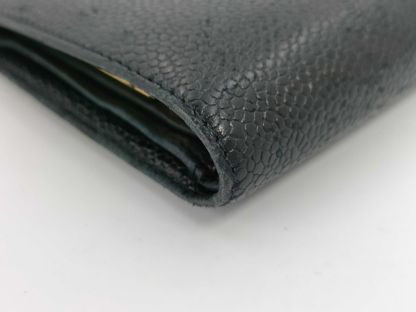 CHANEL Caviar Skin Coco Mark Wallet