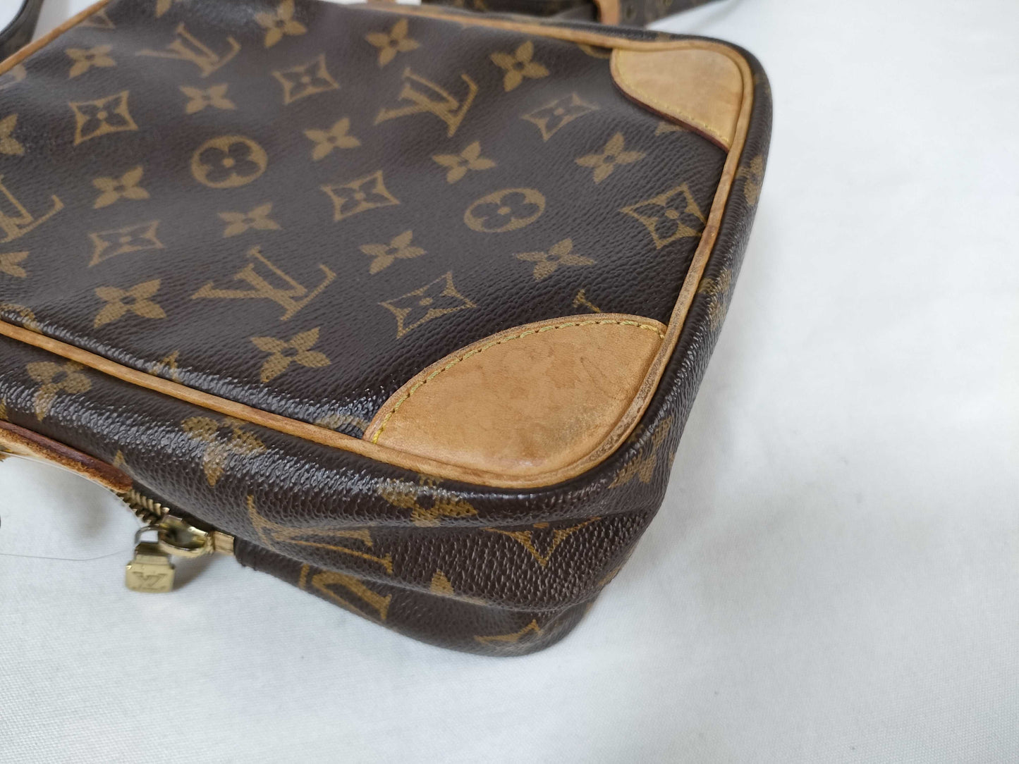 LOUIS VUITTON M45236 Monogram Amazon Shoulder Bag