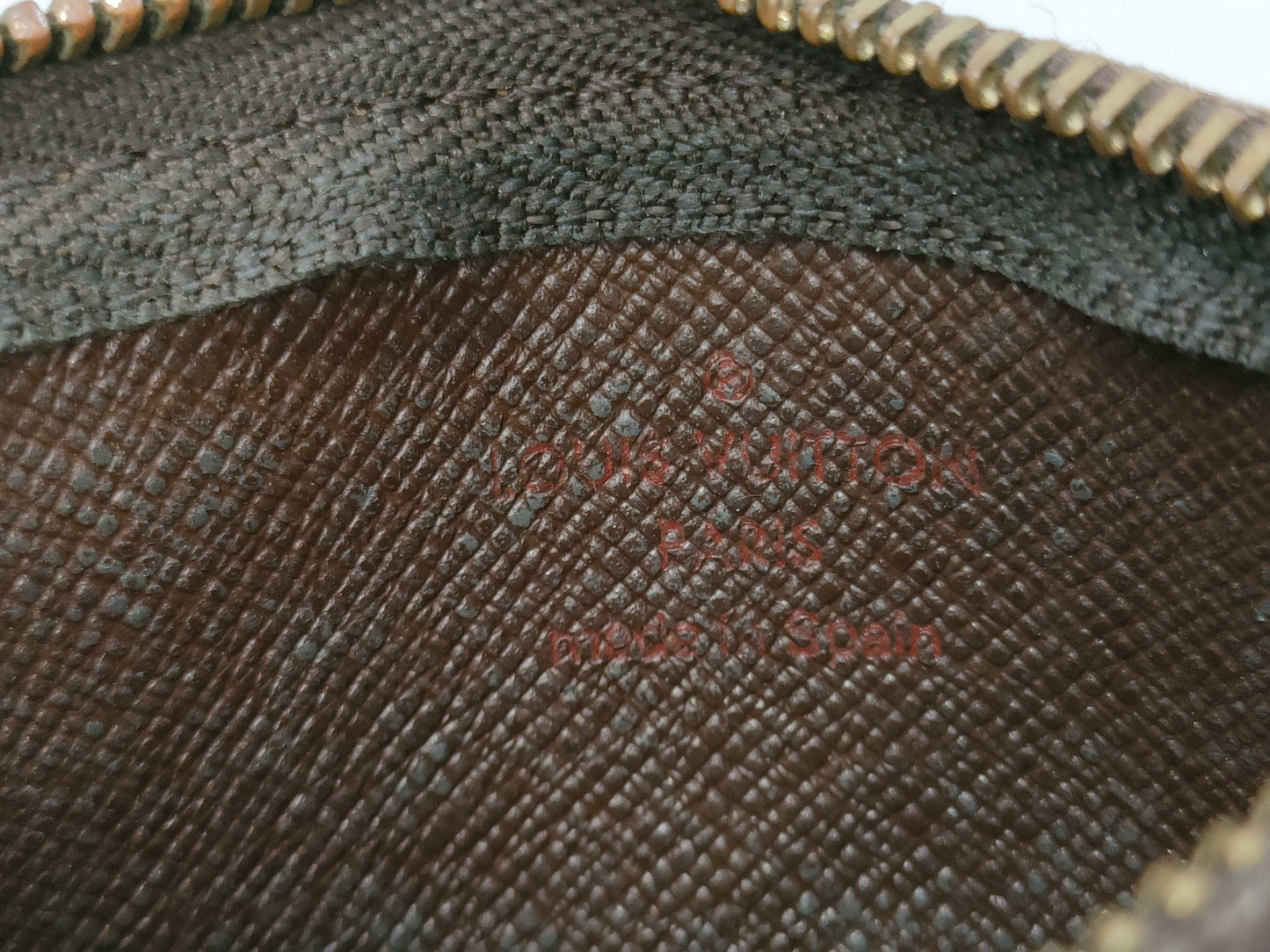 LOUIS VUITTON Damier N62658 Pochette Cle Coin Case