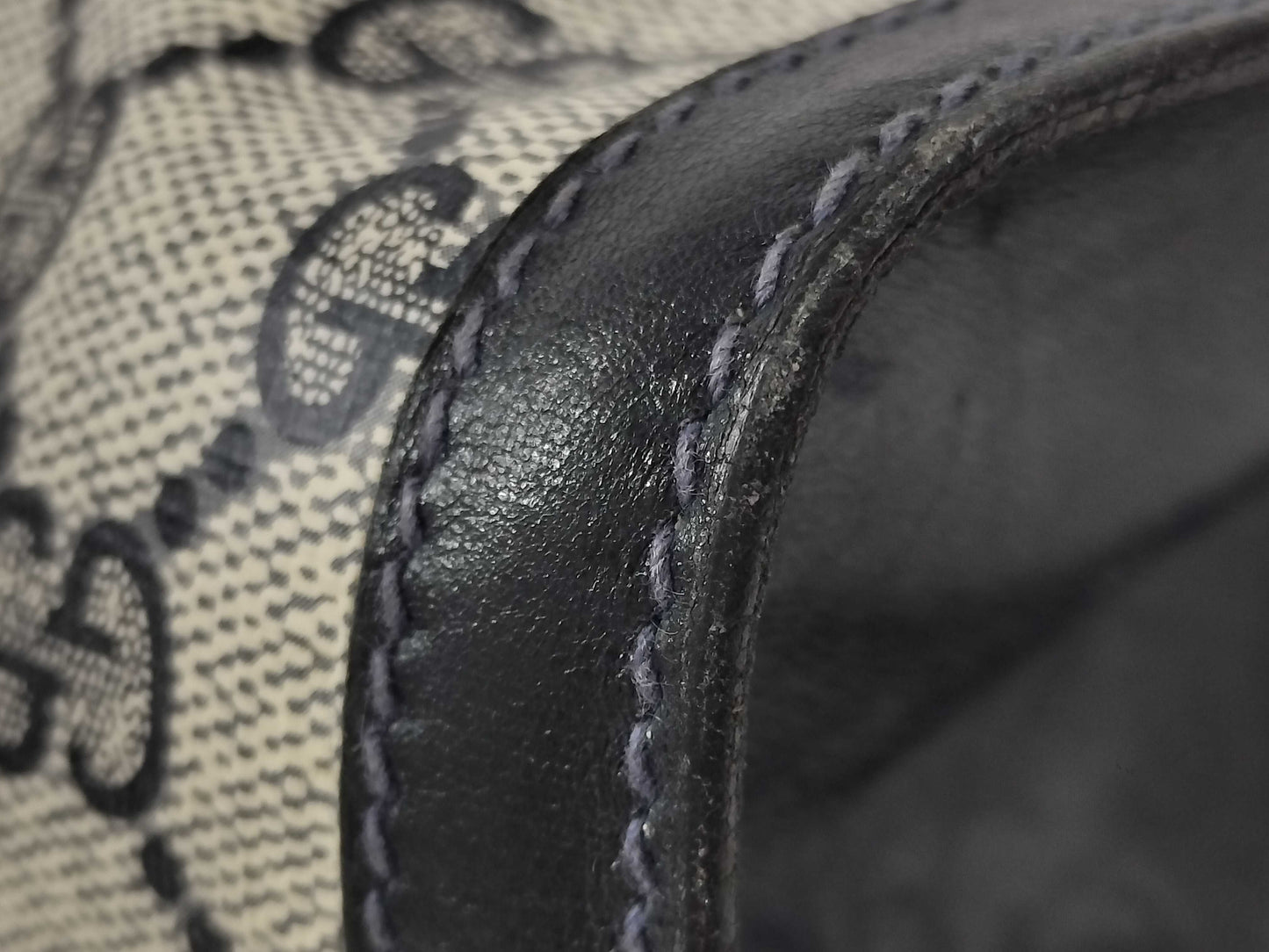 GUCCI GG Supreme Sherry Second Bag