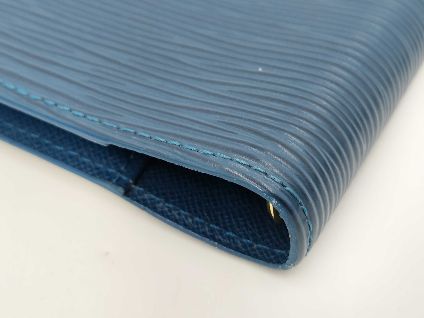LOUIS VUITTON Epi Agenda Planner Cover