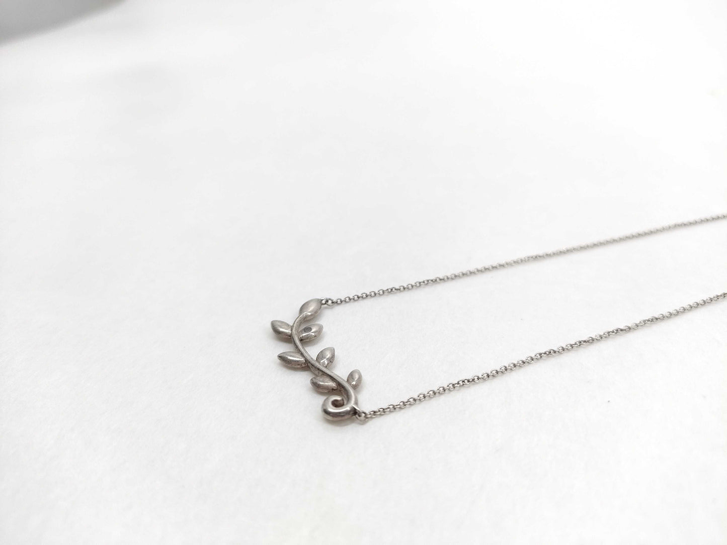Tiffany & Co. Paloma Picasso Olive Leaf Necklace
