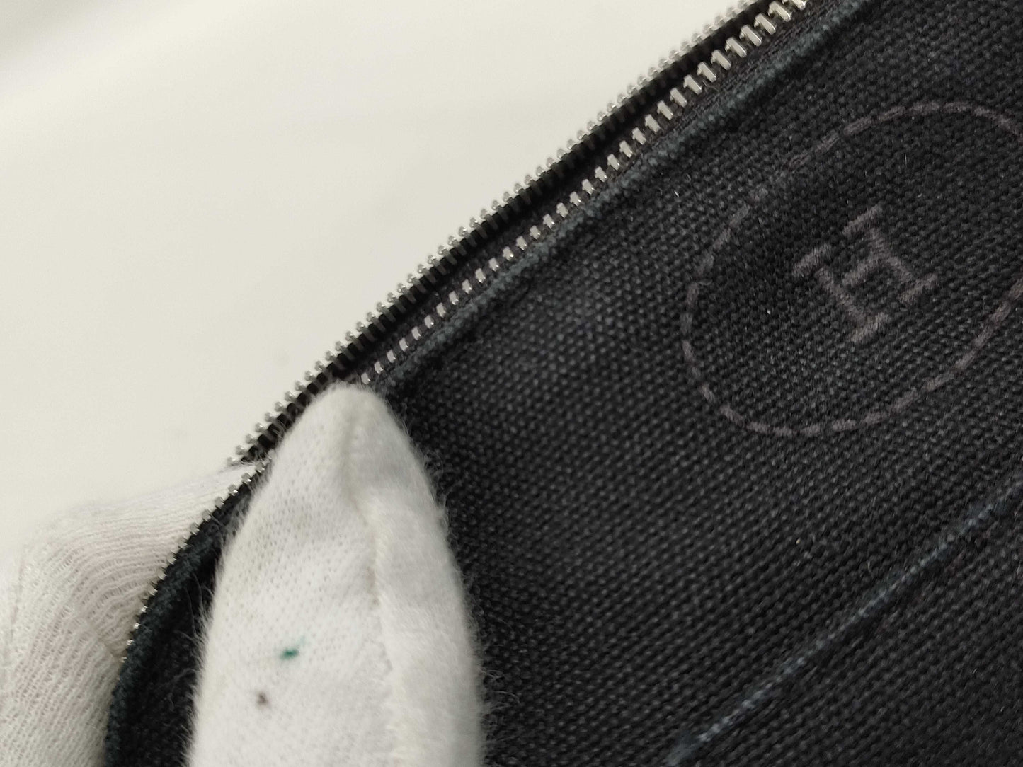 HERMES Bolide Pouch Pouch