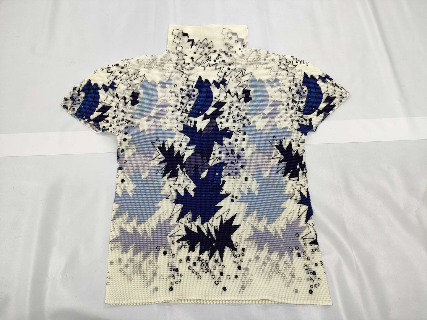 ISSEY MIYAKE me Tops MI71FK655 Tops