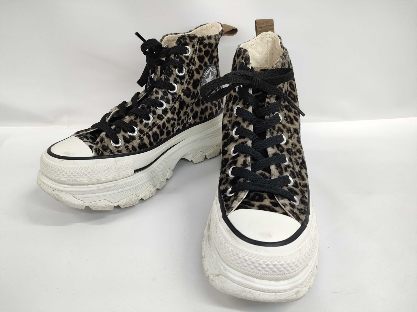 Converse Trek Wave Sneakers