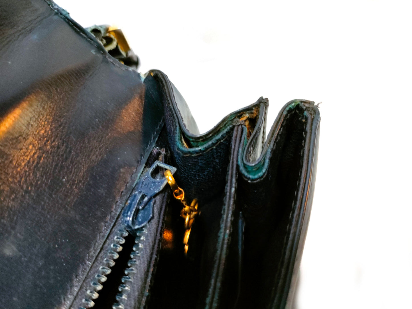 GUCCI Leather GG Metal One-Shoulder Shoulder Bag
