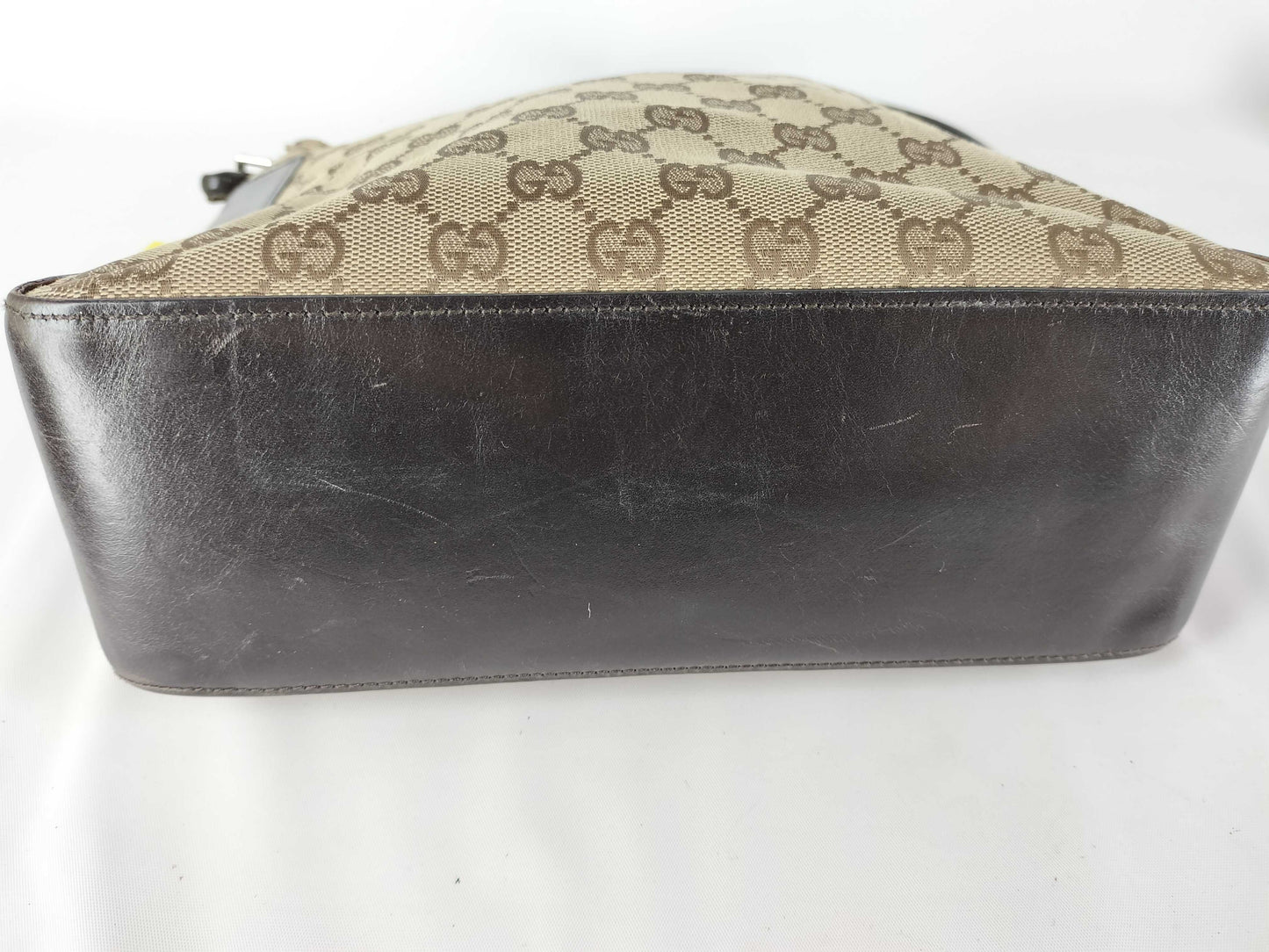 GUCCI GG Canvas One-Shoulder Shoulder Bag