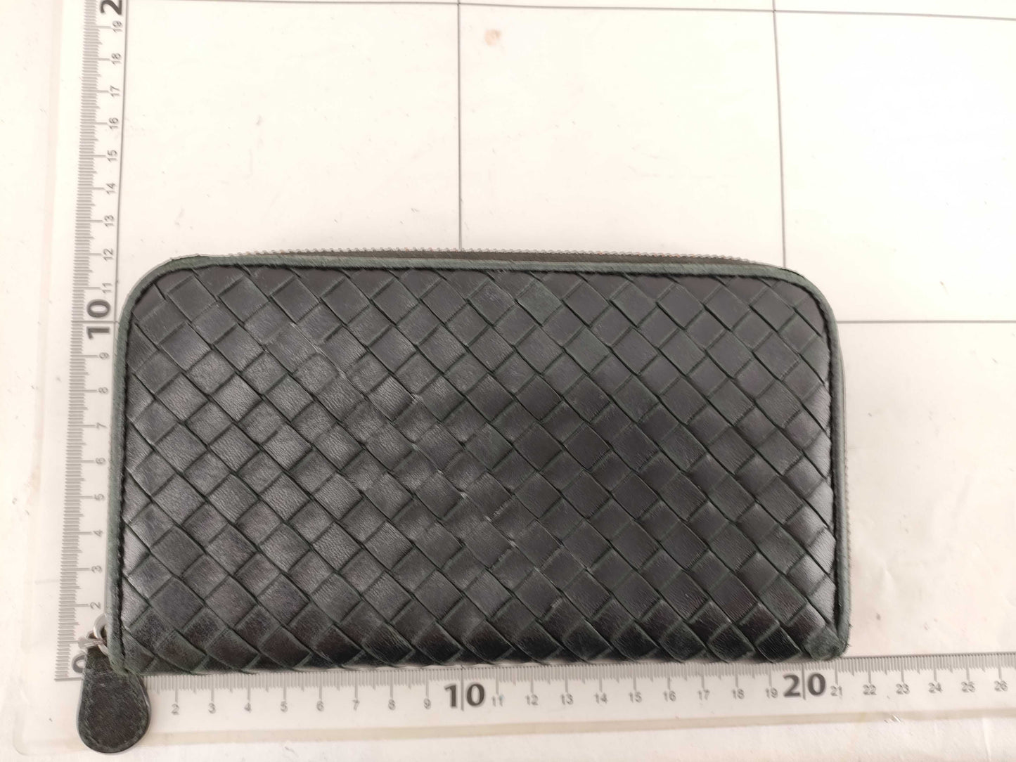 BOTTEGA VENETA Intrecciato Long Wallet