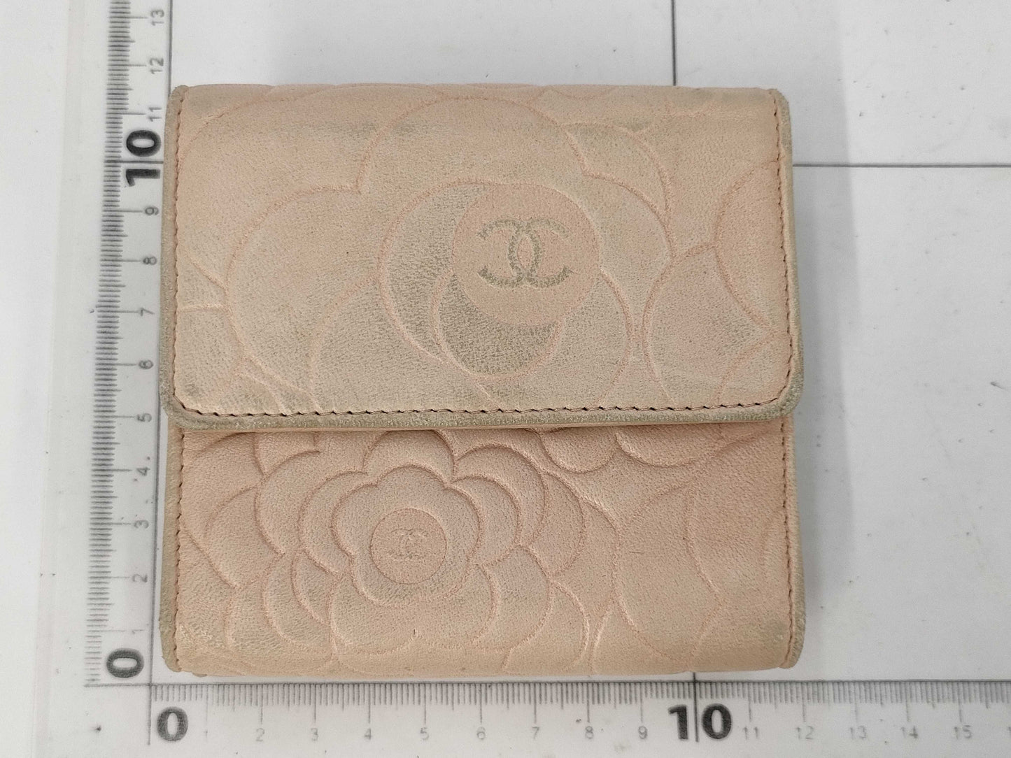 CHANEL Camellia Leather Bifold Wallet 13324695 with Box