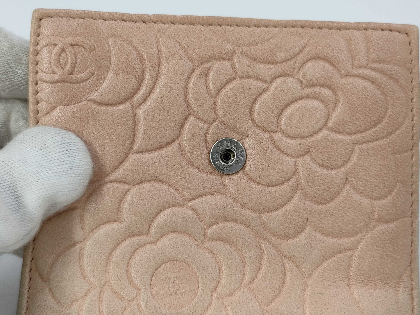 CHANEL Camellia Leather Bifold Wallet 13324695 with Box