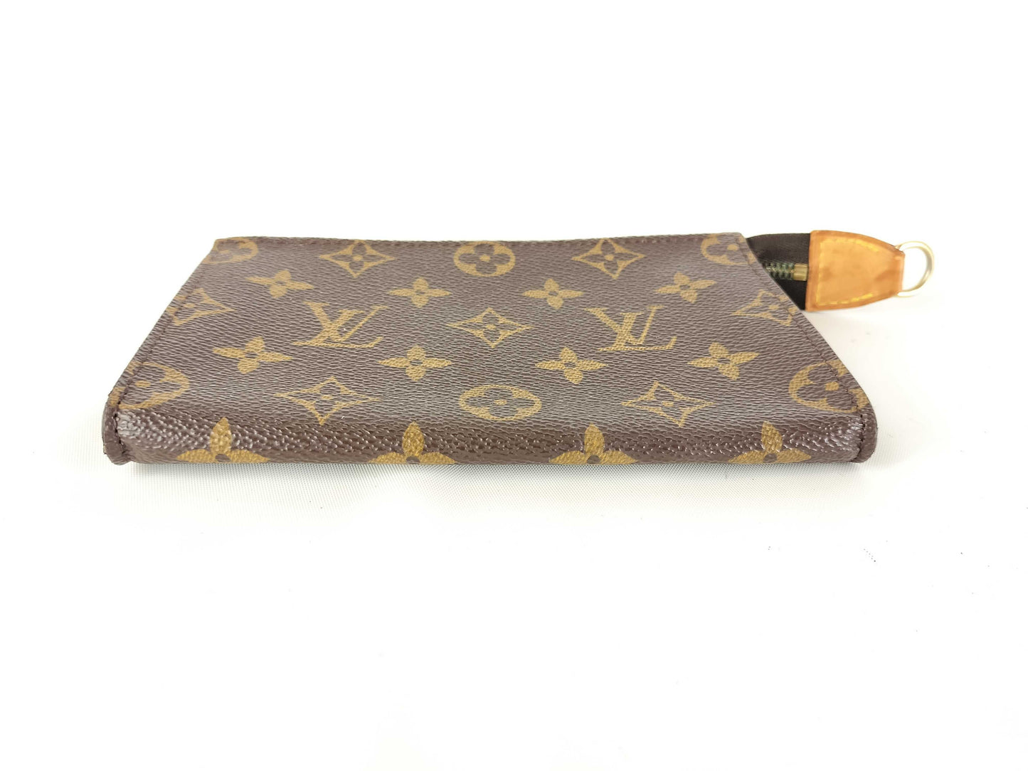 LOUIS VUITTON V*1918 Monogram Bucket Pouch