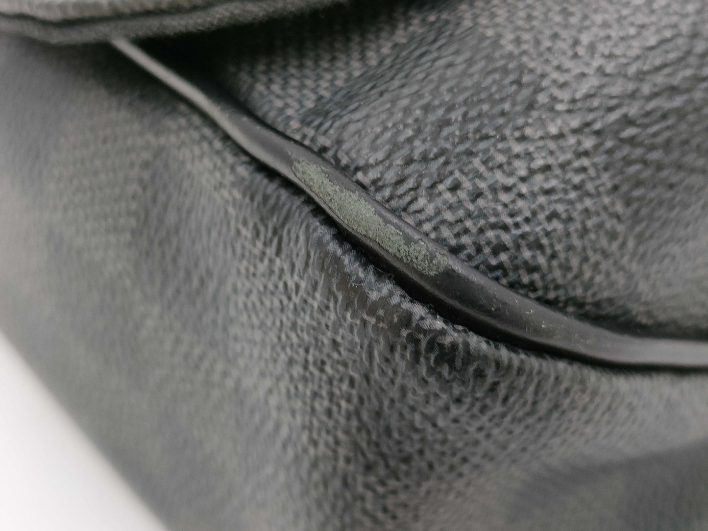 LOUIS VUITTON Damier Graphite N58029 Daniel MM Shoulder Bag
