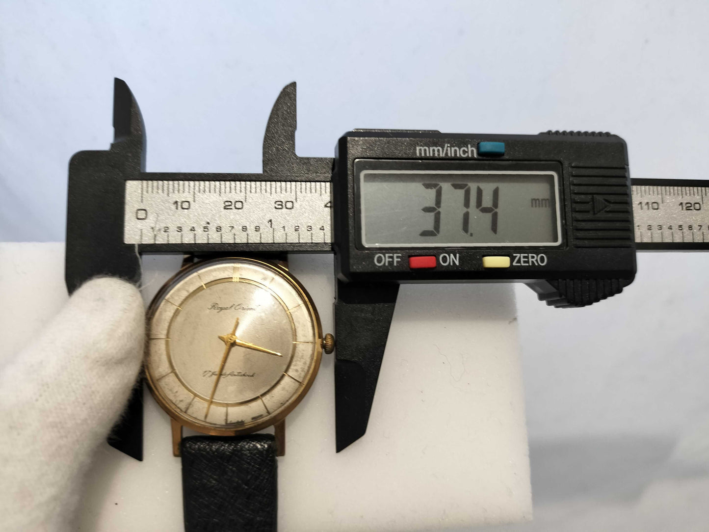 Royal Orient Men's Hand-Wound Watch