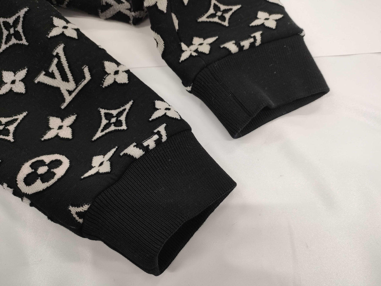 LOUIS VUITTON RM231Q Sweatshirt Top