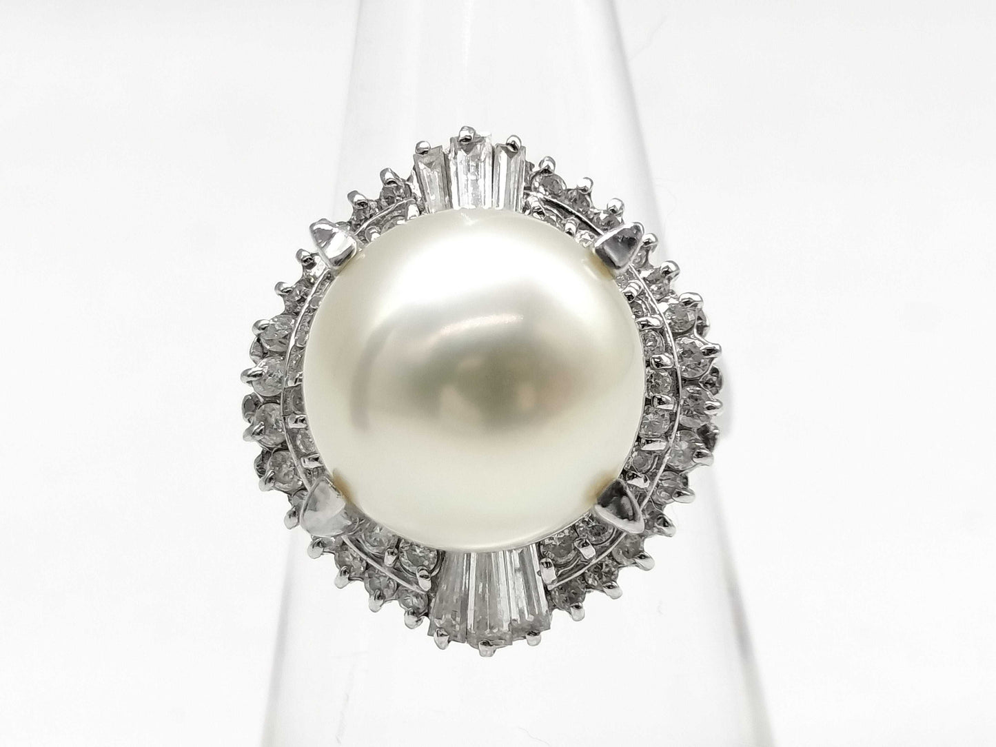 White South Sea Pearl, Diameter approx. 11.5mm, D 0.73ct, Pt900, 11.7g, Ring