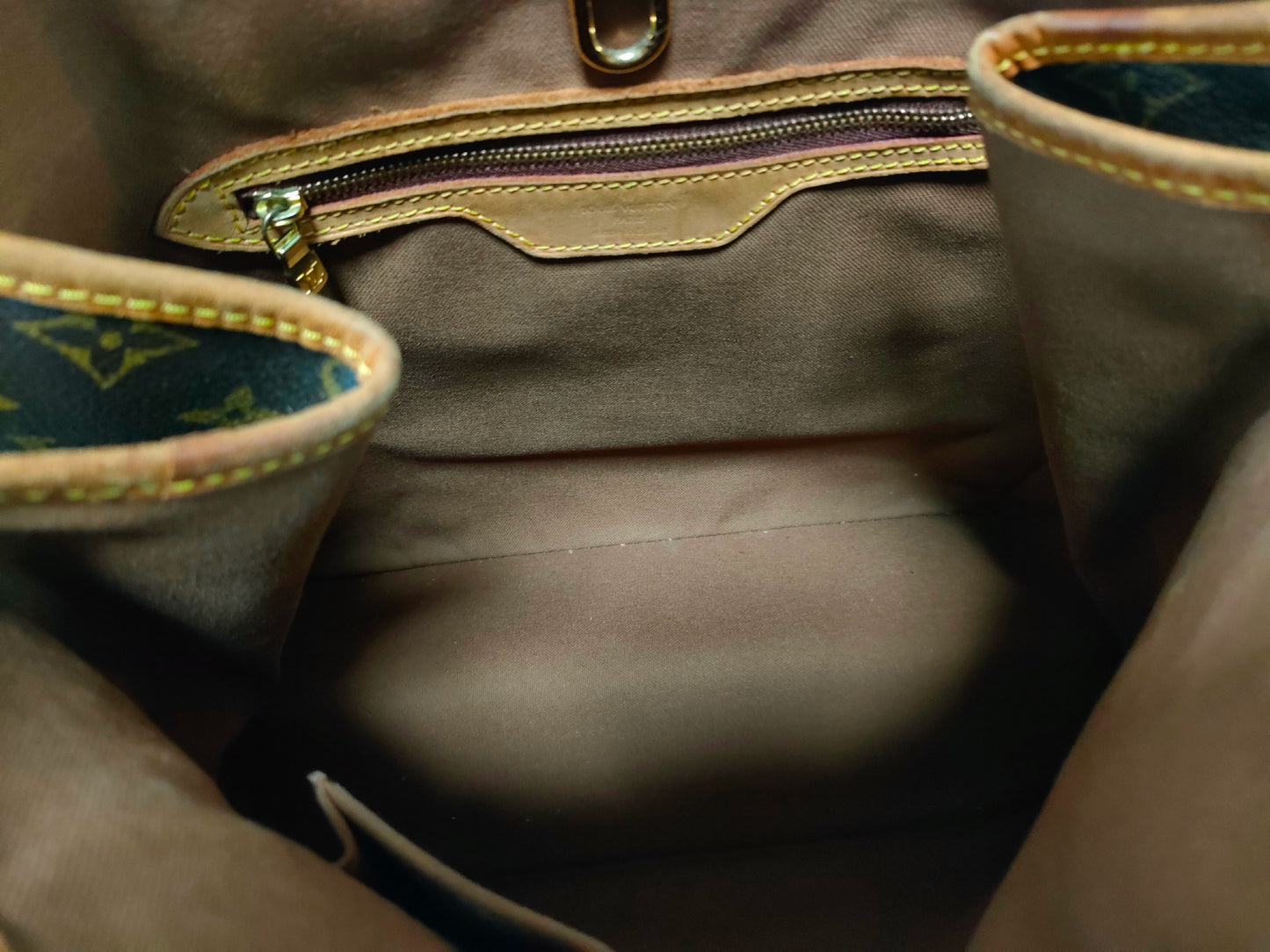 LOUIS VUITTON M51153 Monogram Batignolles Vertical Tote Bag