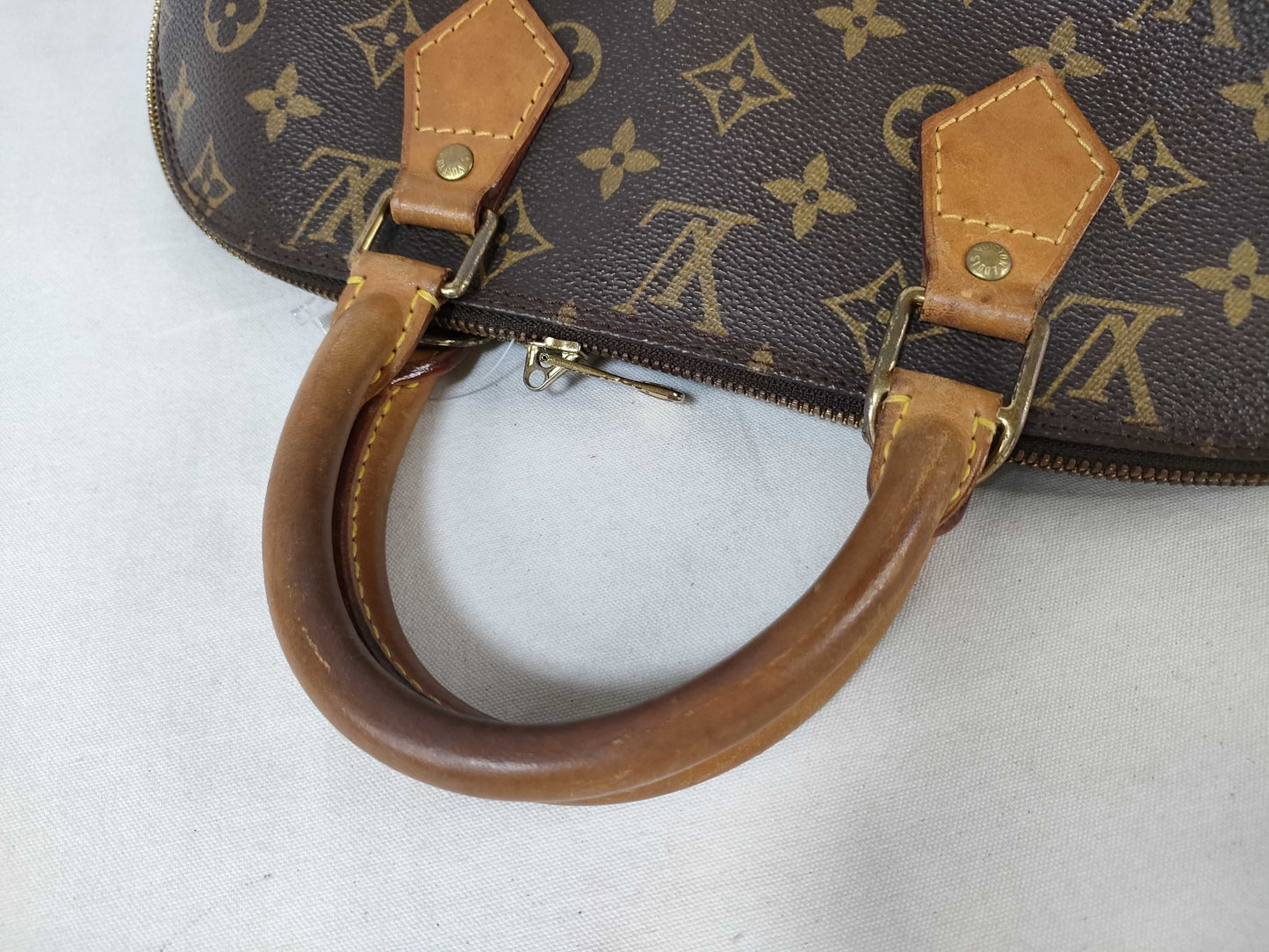 LOUIS VUITTON M51130 Monogram Old Alma 30 Handbag