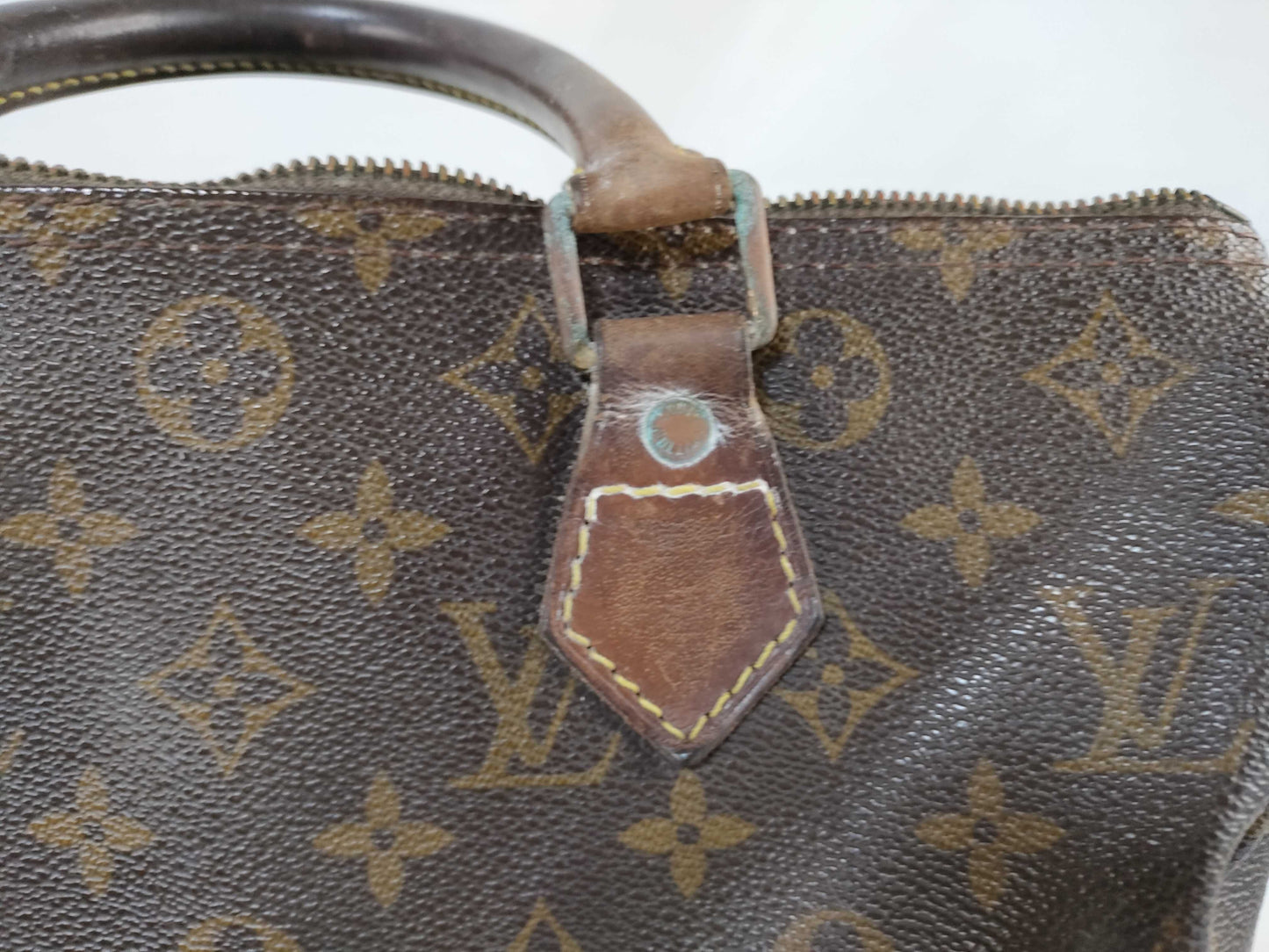 LOUIS VUITTON M41526 Monogram Old Speedy 30 Handbag