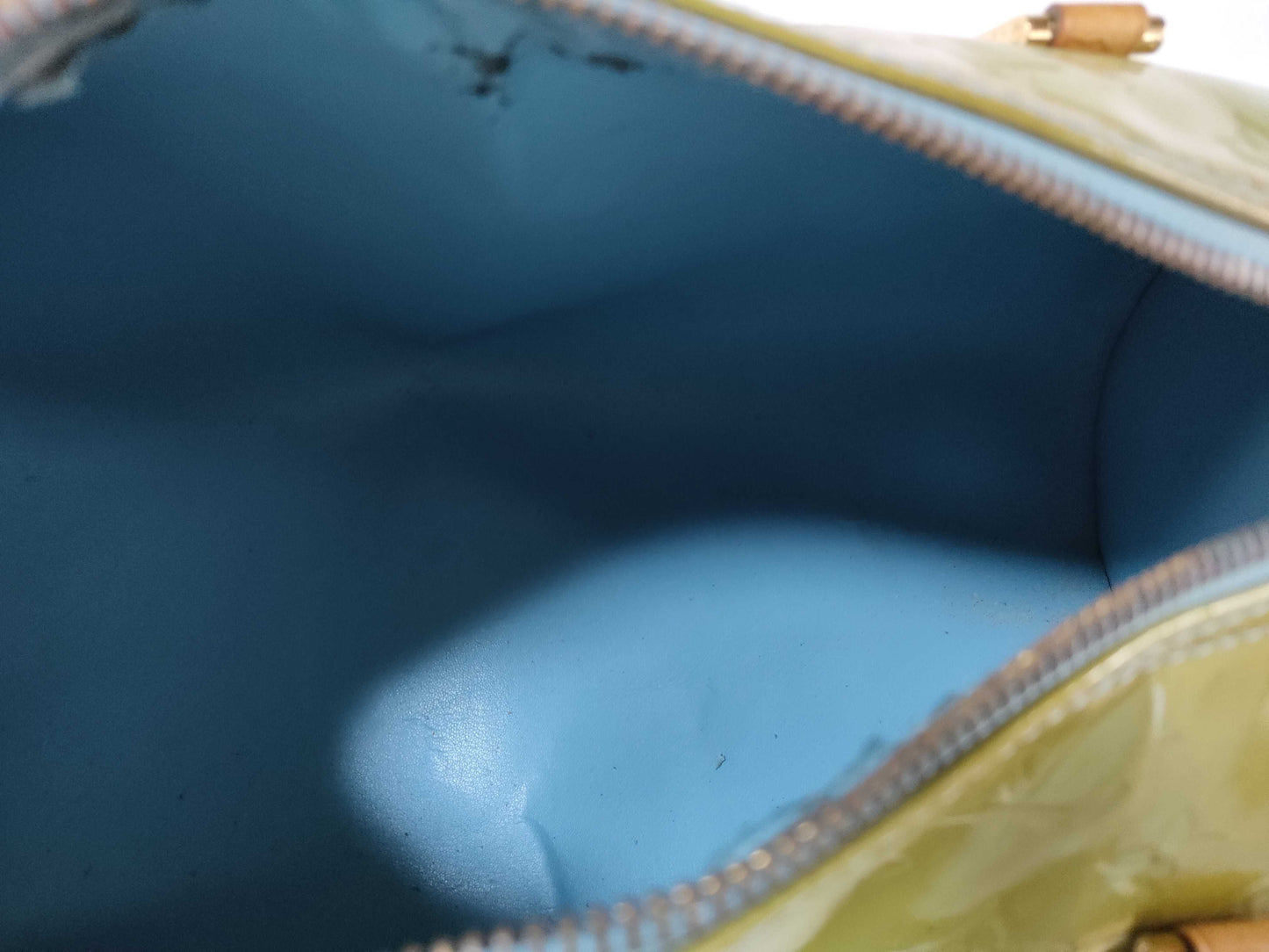 LOUIS VUITTON M91309 Vernis Papillon Green Handbag