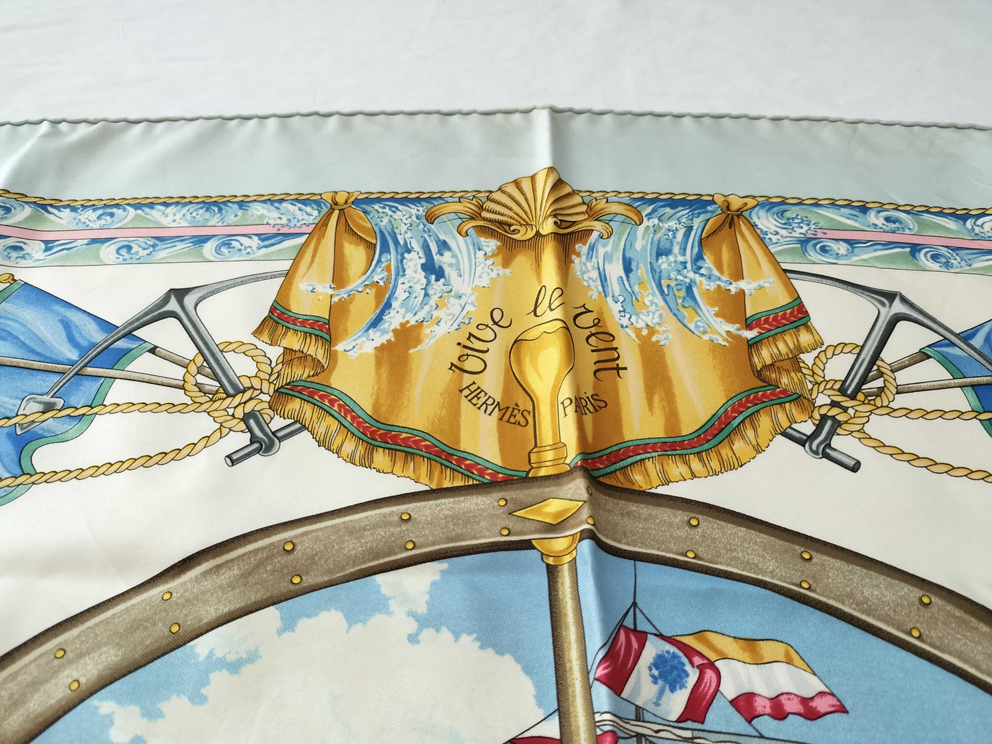 HERMES Carre VIVE LE VENT Scarf