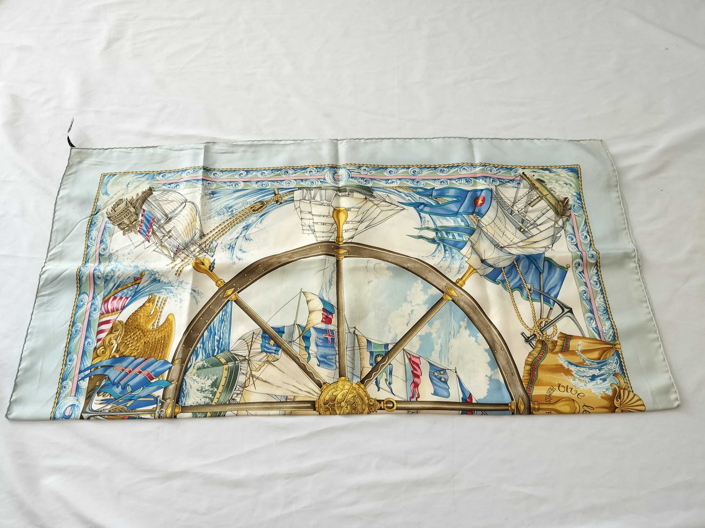 HERMES Carre VIVE LE VENT Scarf