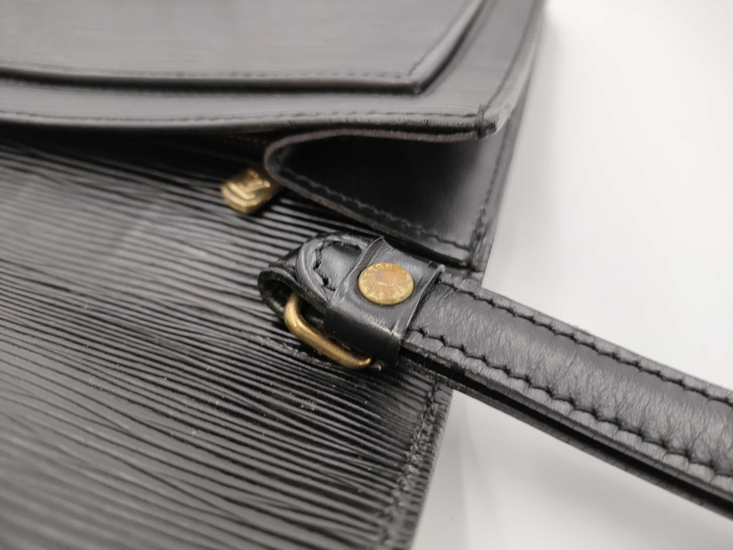LOUIS VUITTON Epi M52612 Serie Dragonne Second Bag