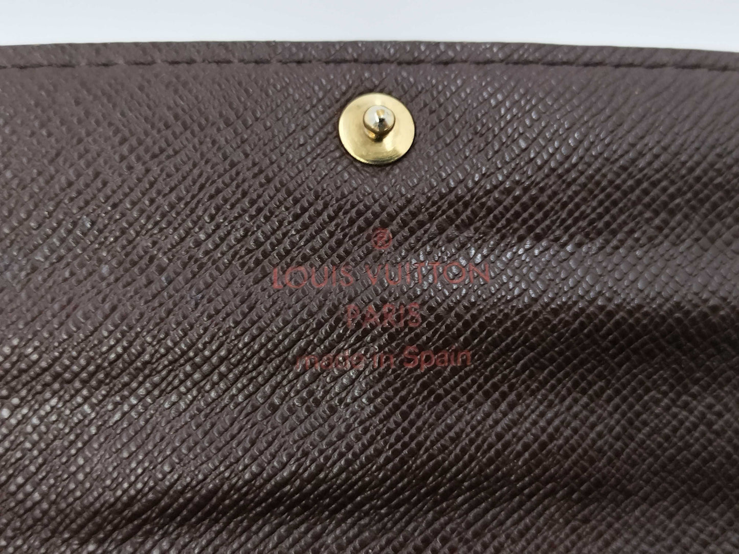 LOUIS VUITTON Damier Sarah Wallet