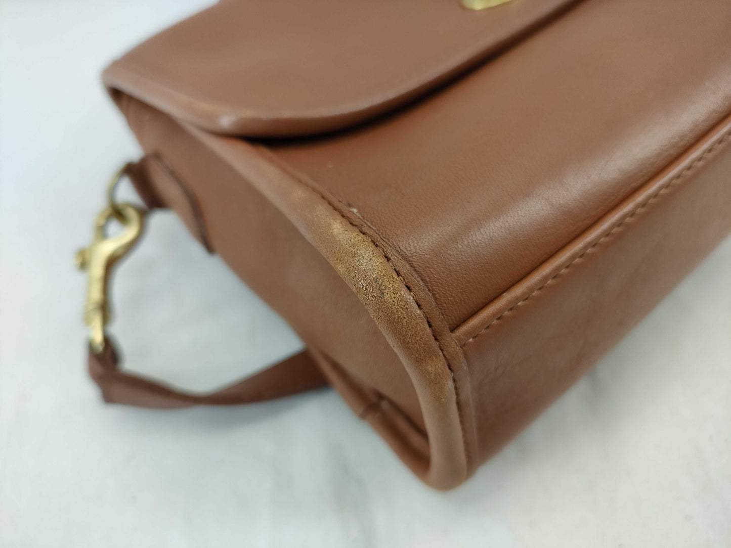 COACH Old Coach 9870 Shoulder Bag