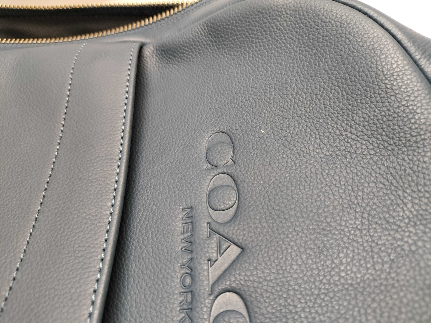 COACH F54135 Shoulder bag with tag